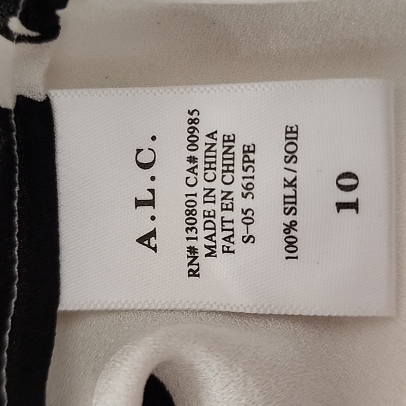 A.L.C Black and White Drape Front Short Sleeve Silk Blouse Size 10 - Picture 11 of 12